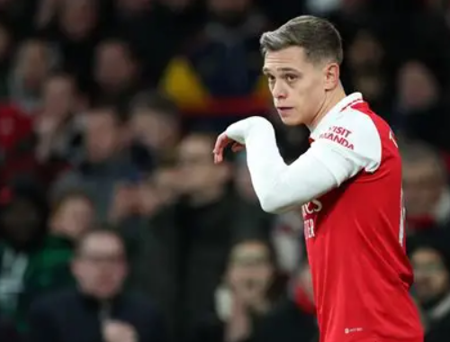 阿森纳续约特罗萨德：稳定阵容与市场博弈下的决策