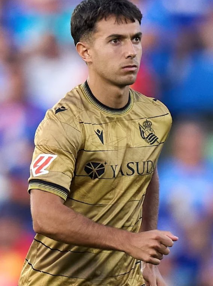 苏维门迪赛后畅谈：胜利喜悦、战术反思与世界杯资格展望