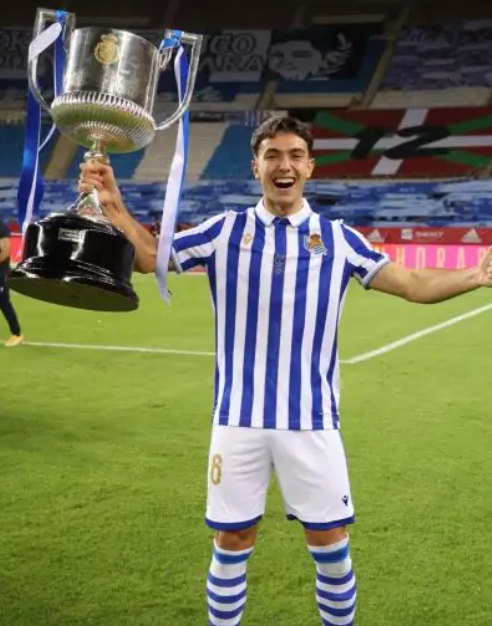 苏维门迪赛后畅谈：胜利喜悦、战术反思与<a href='/news/tag/557.html' style='color: blue;'>世界杯</a>资格展望