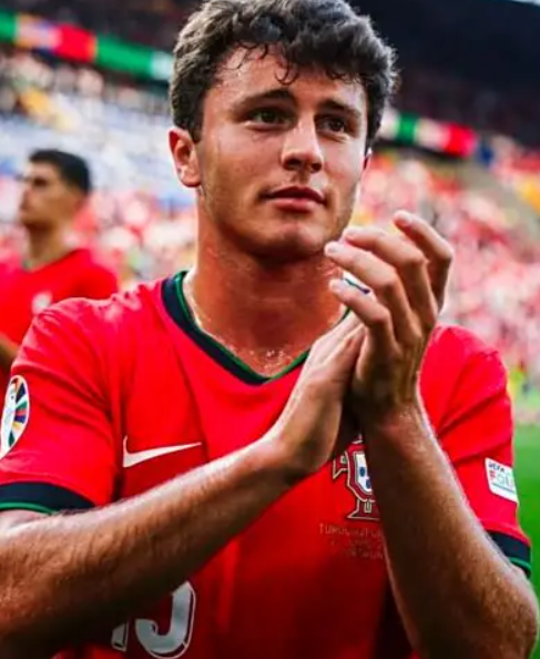 葡萄牙世预赛大捷：若昂·内维斯赛后畅谈比赛感悟