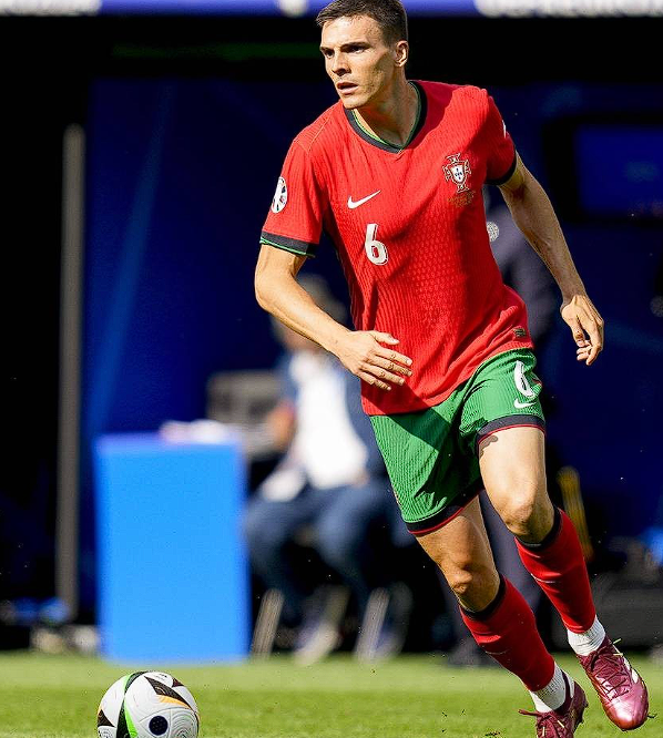 帕利尼亚硬气回击批评，展望北伦敦德比